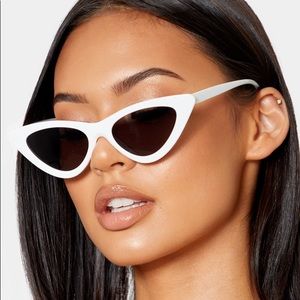 White Retro Cat Eye Sunglasses